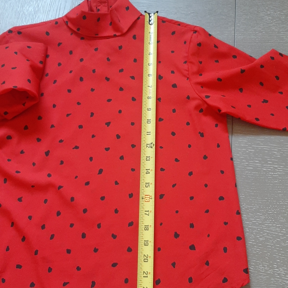 Red and Black Pleated Skirt Set - Picture 11 of 13